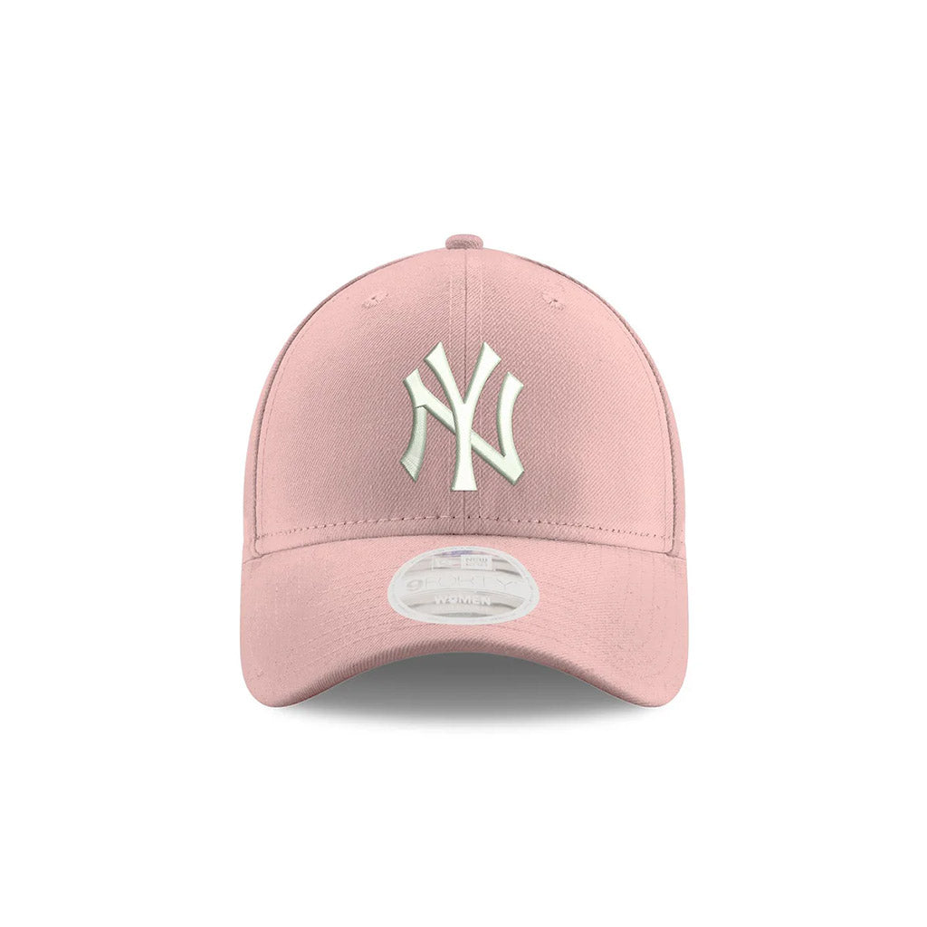 Womens New York Yankees 9Forty