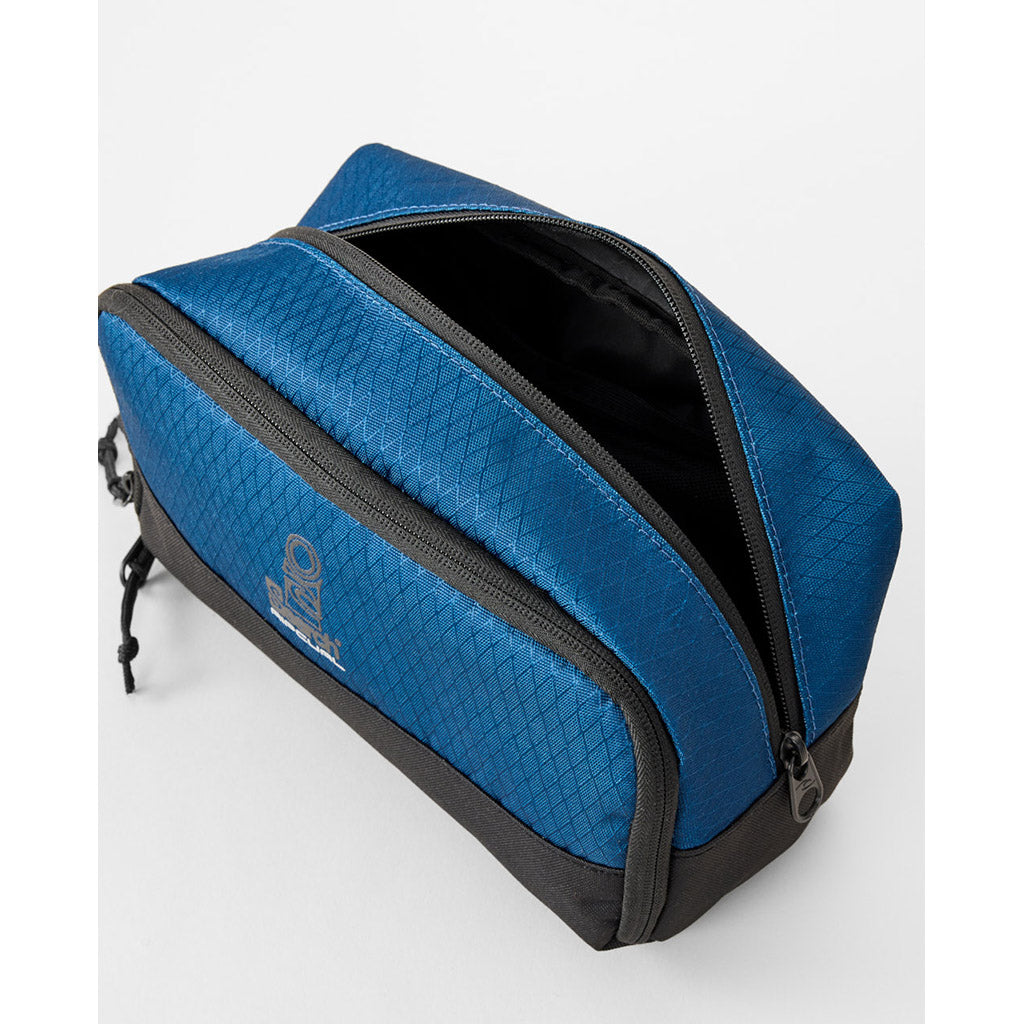 Groom Search Ref Toiletry Bag