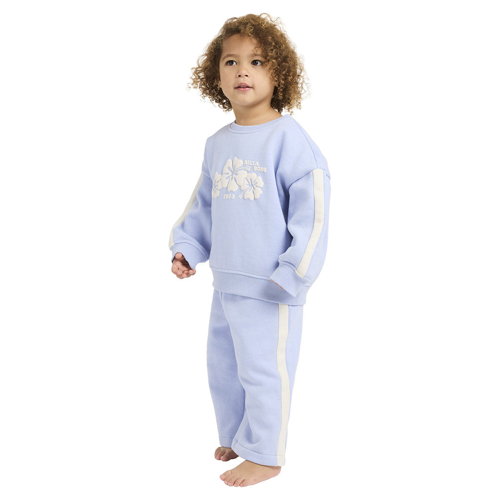 Welcome To Billabong Crew