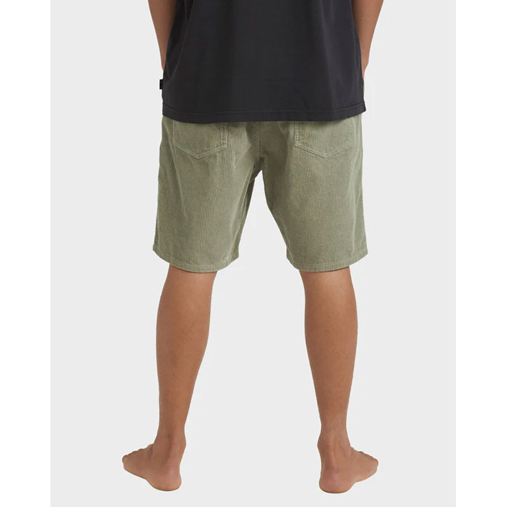 Larry Corduroy Walkshorts