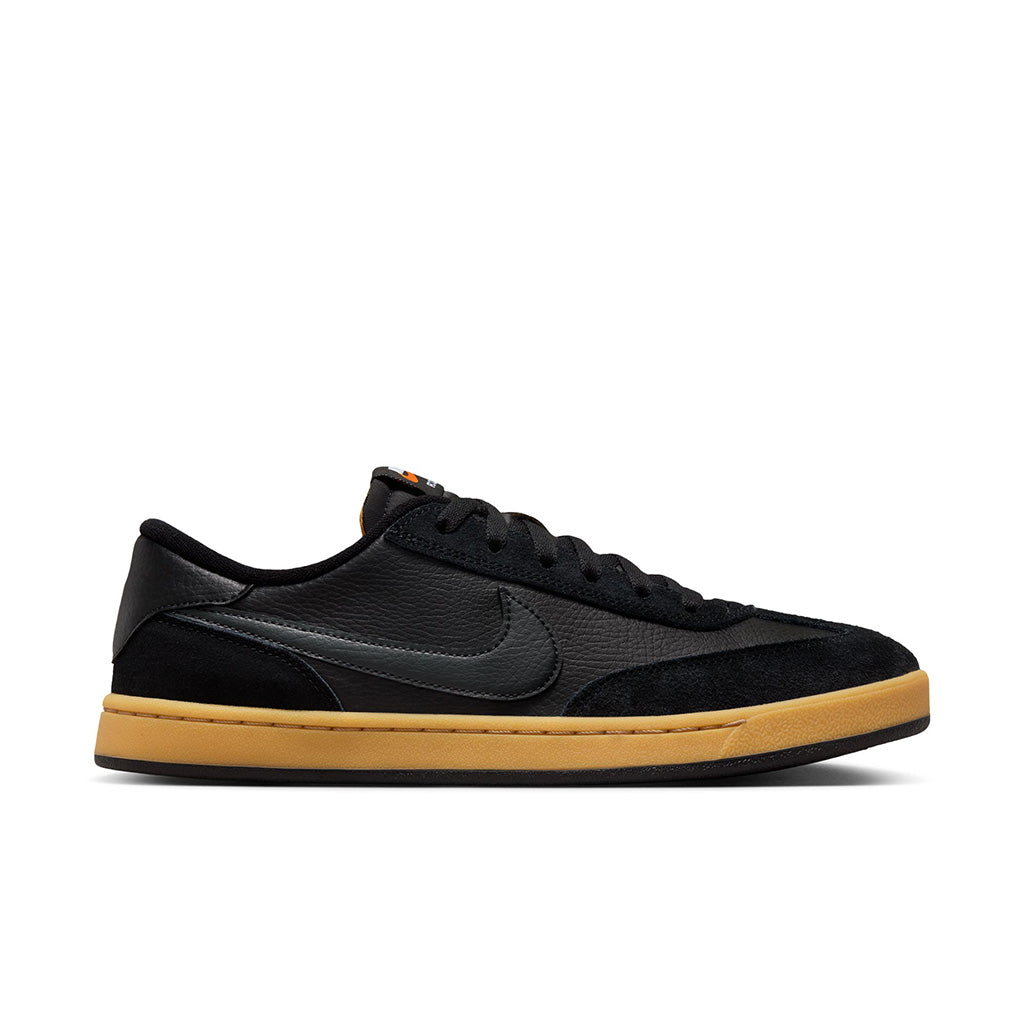 Nike SB FC Classic