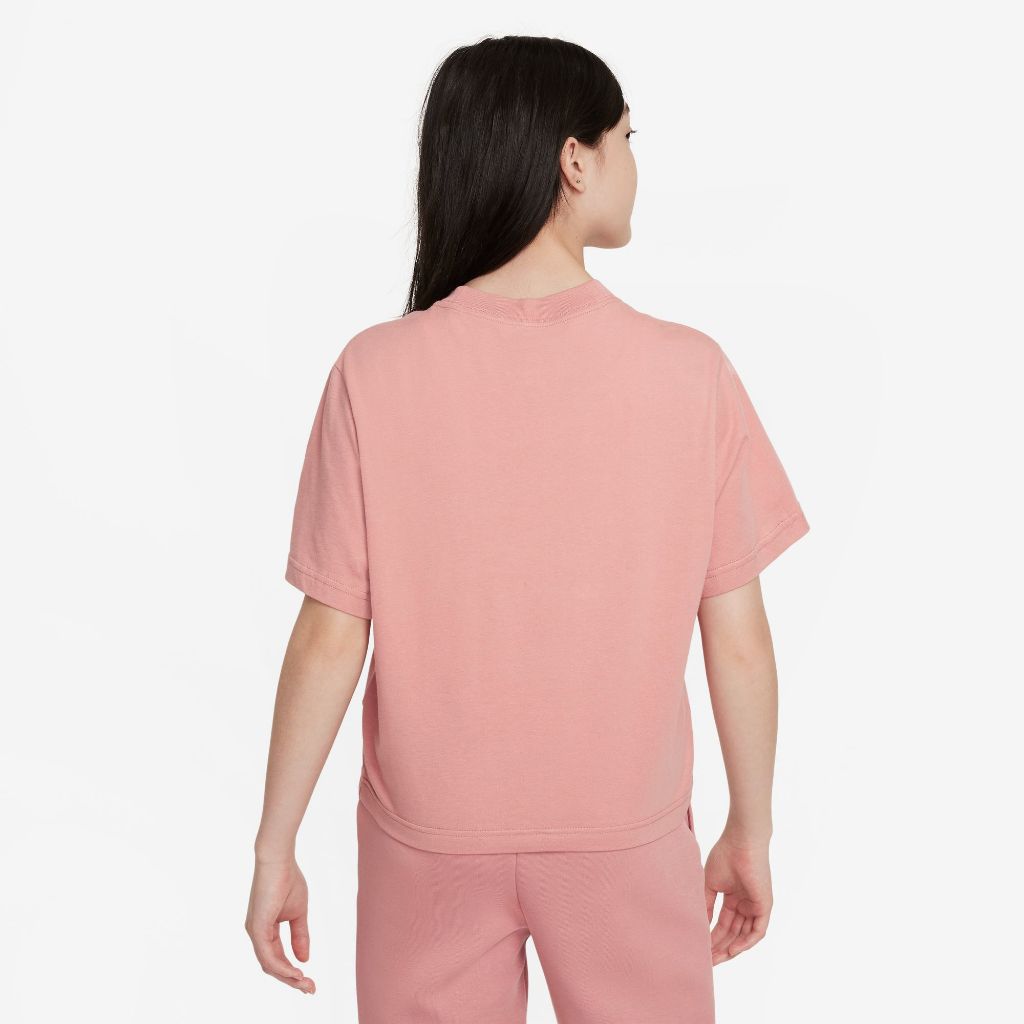 Nike Sportswear Older Girls T-Shirt