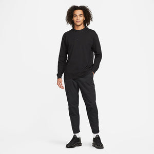 Nike Sportswear Premium Essentials Long Sleeve Tee