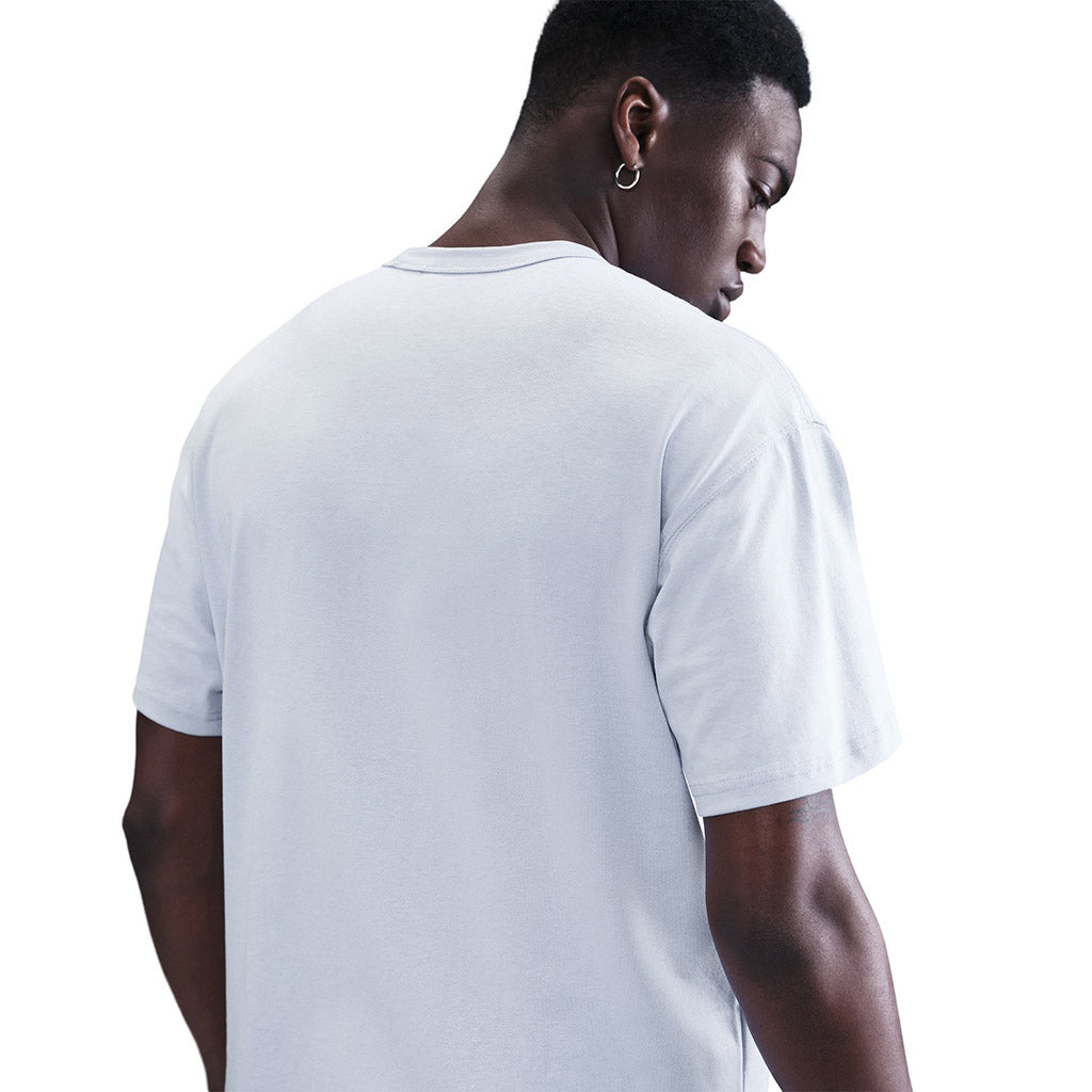 Nike Sportswear Premium Essentials