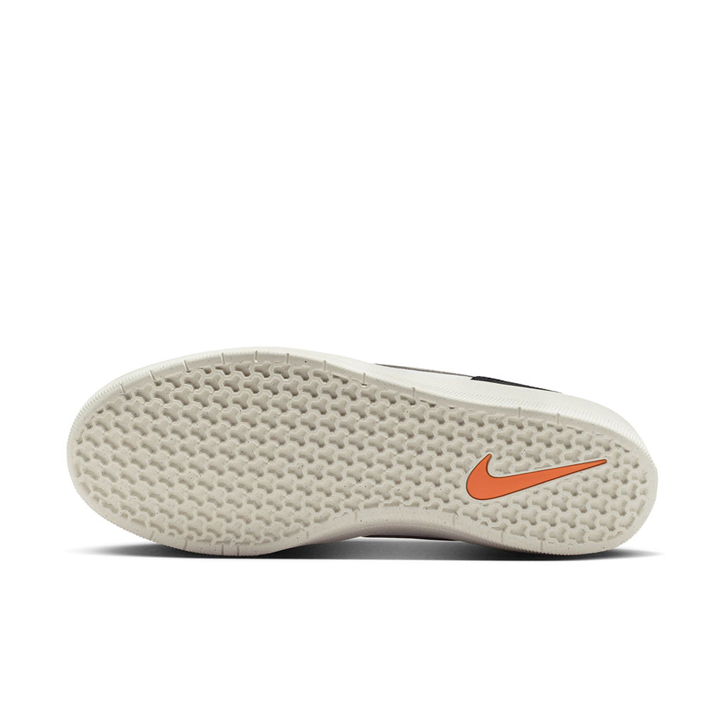 Nike SB Force 58