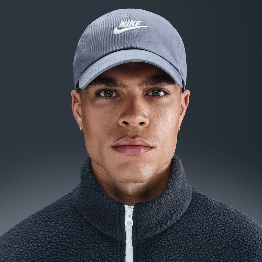 Nike Club Unstructured Futura Wash Cap