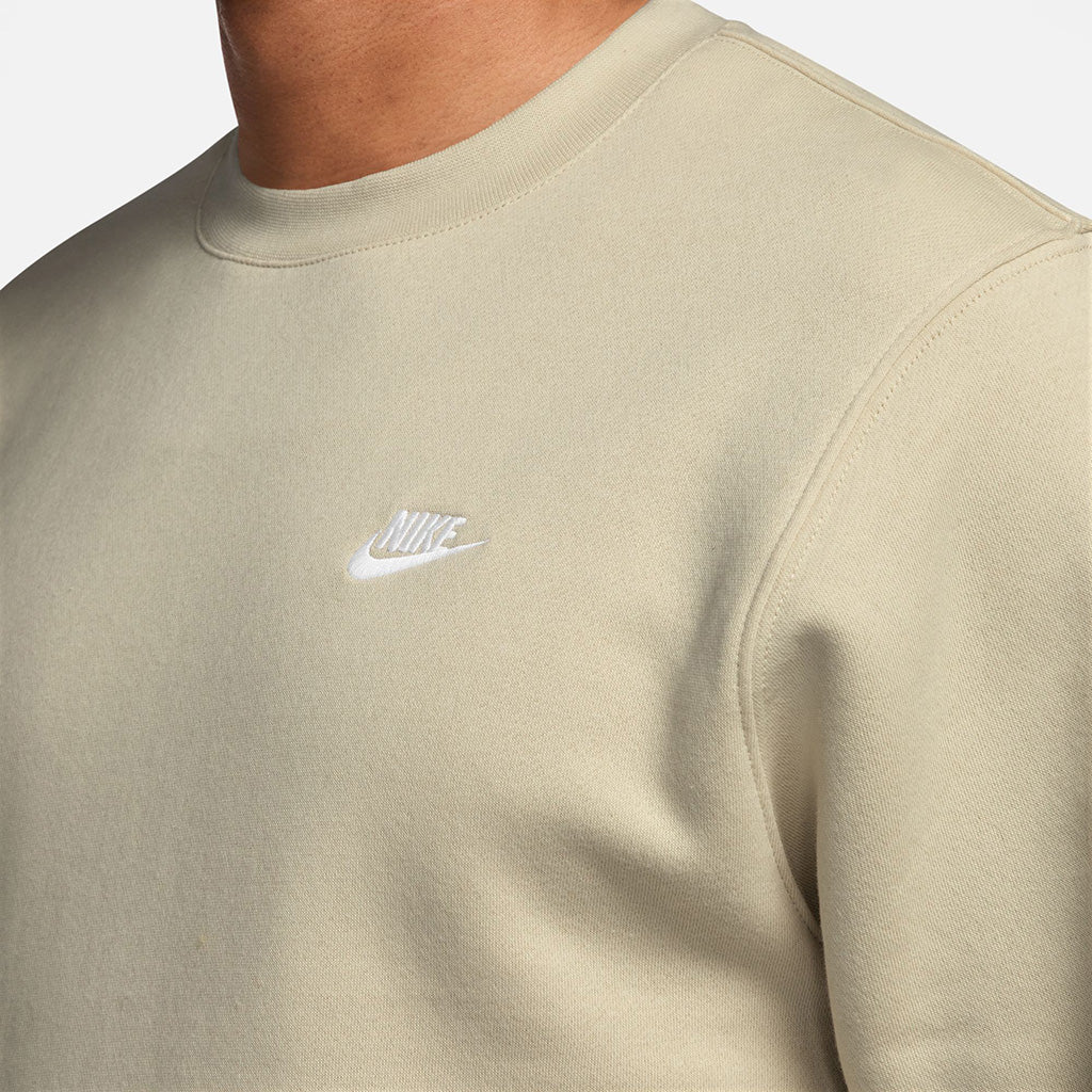 Nike Club Crew