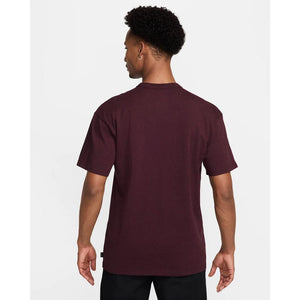 Nike Sportswear Premium Essentials Tee