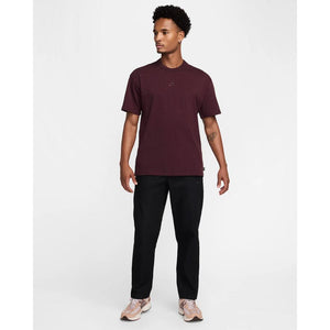 Nike Sportswear Premium Essentials Tee