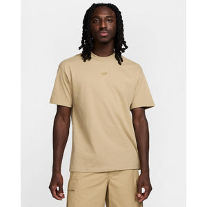 Nike Sportswear Premium Essentials Tee