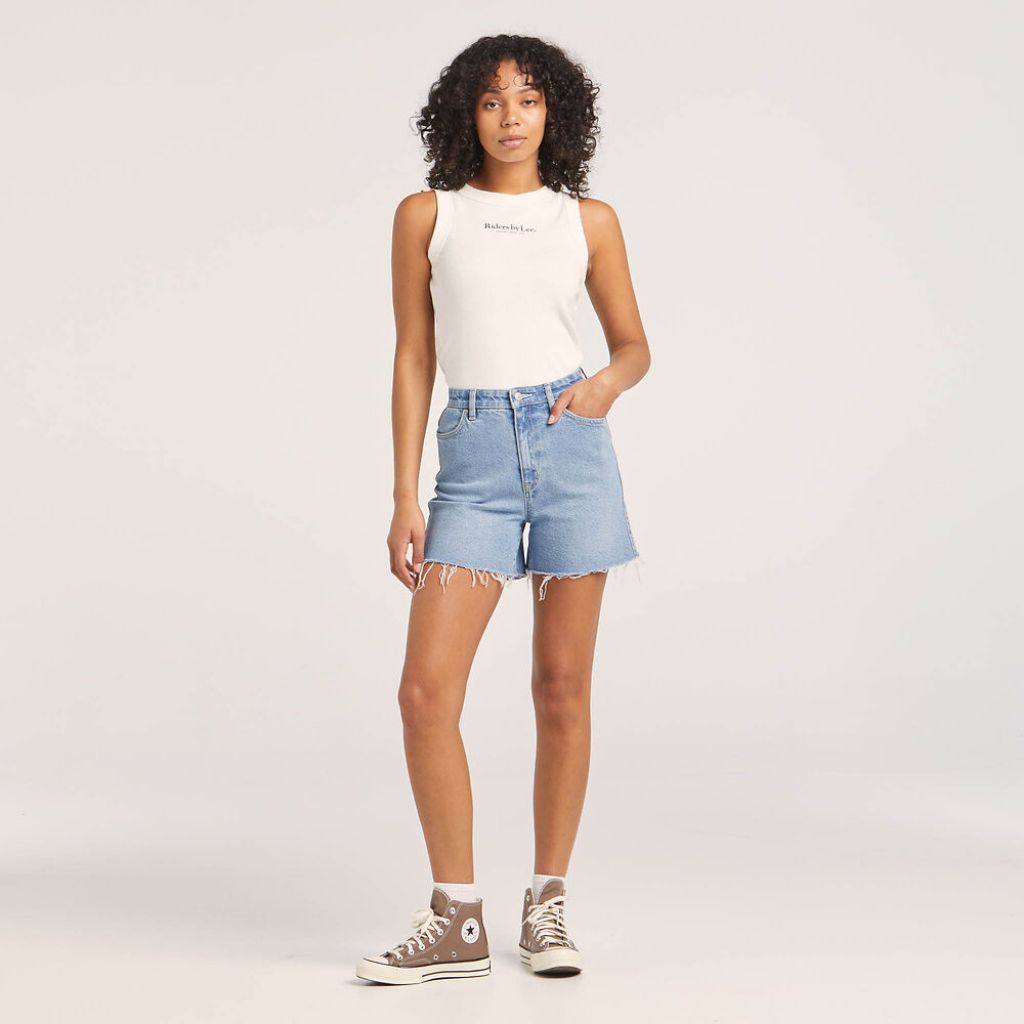 Girlfriend Slim Short