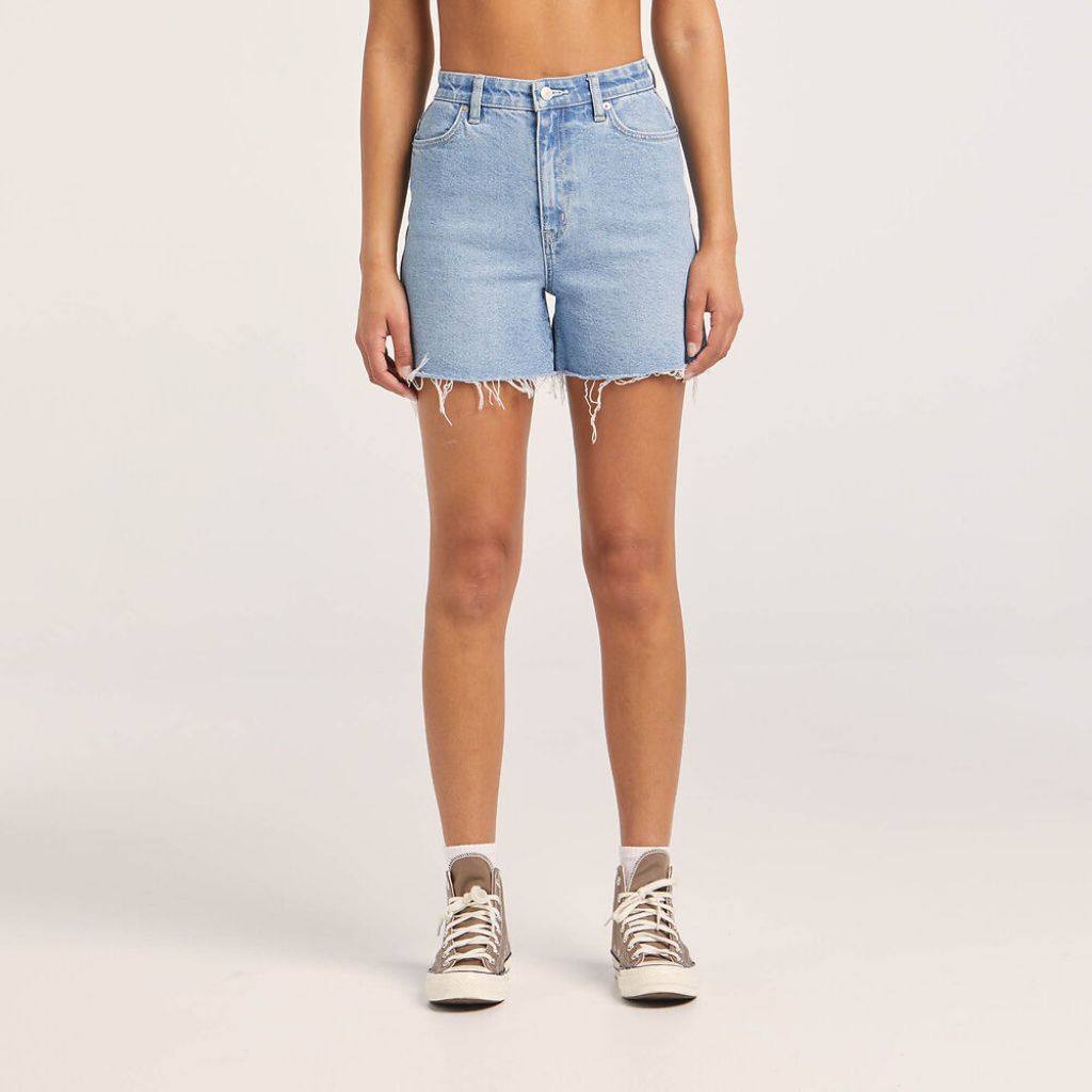 Girlfriend Slim Short