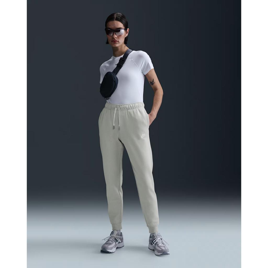 Womens Nike Sportswear Club Fleece Pant