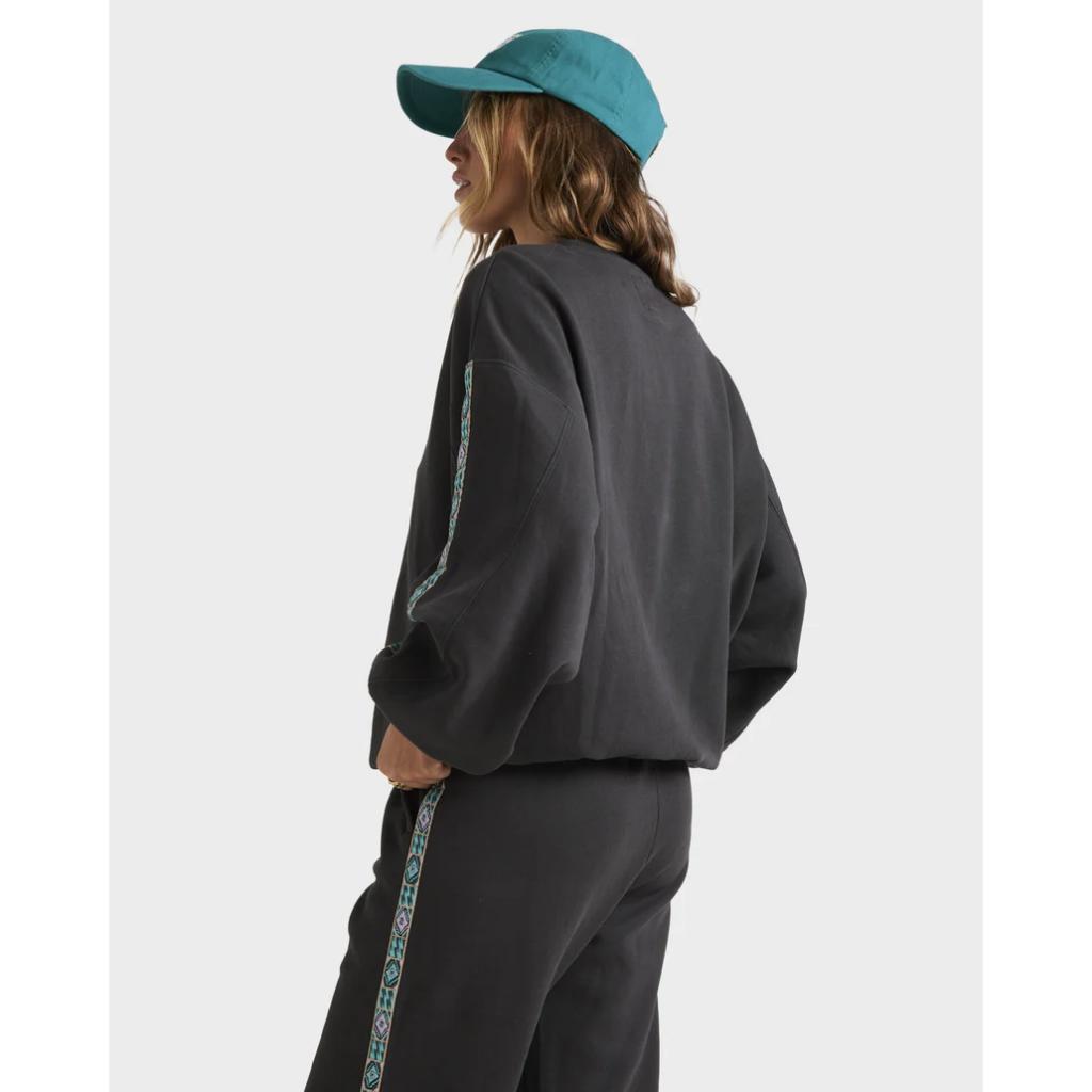 Swipe Right Kendall Crew