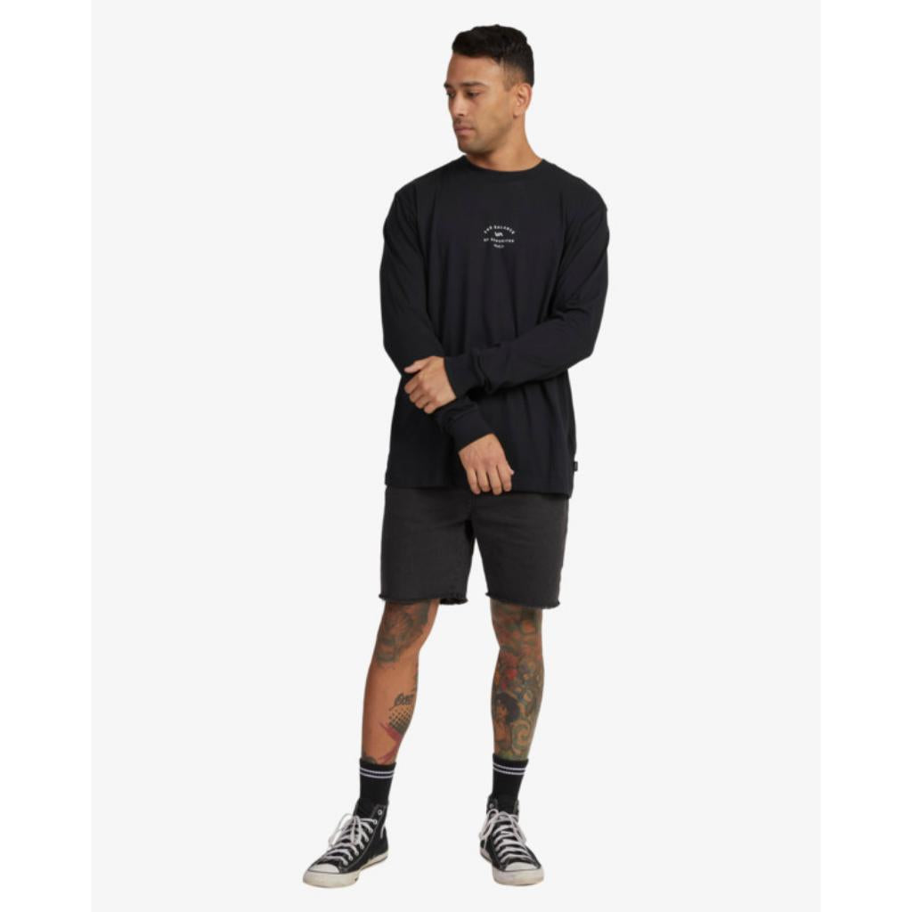 VA Arch Long Sleeve Tee