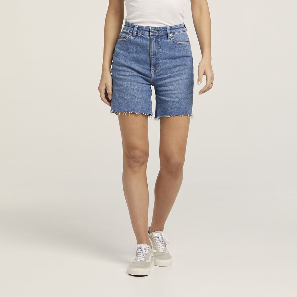 Straight Short