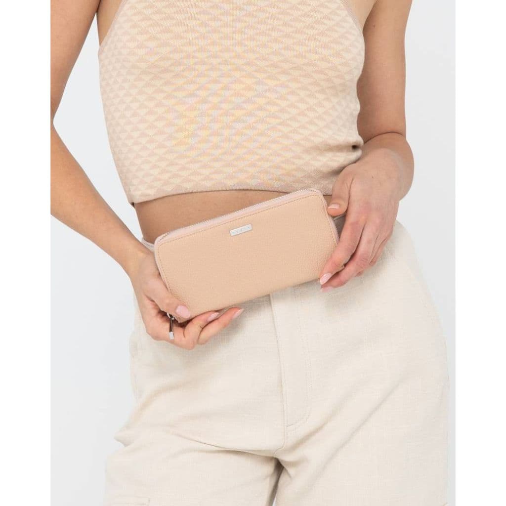 Essence Zip Around Wallet