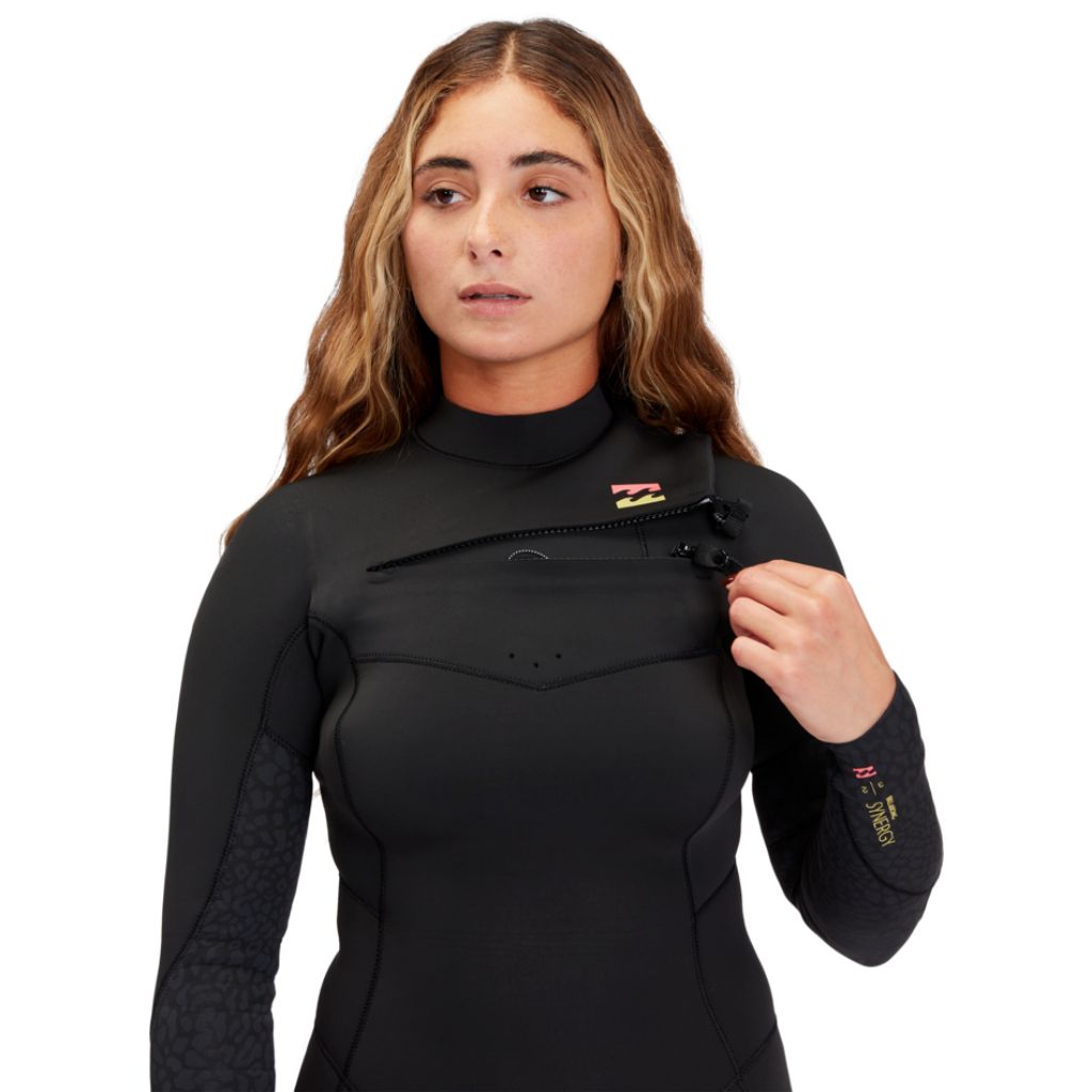 3/2mm Synergy Chest Zip Steamer Wetsuit