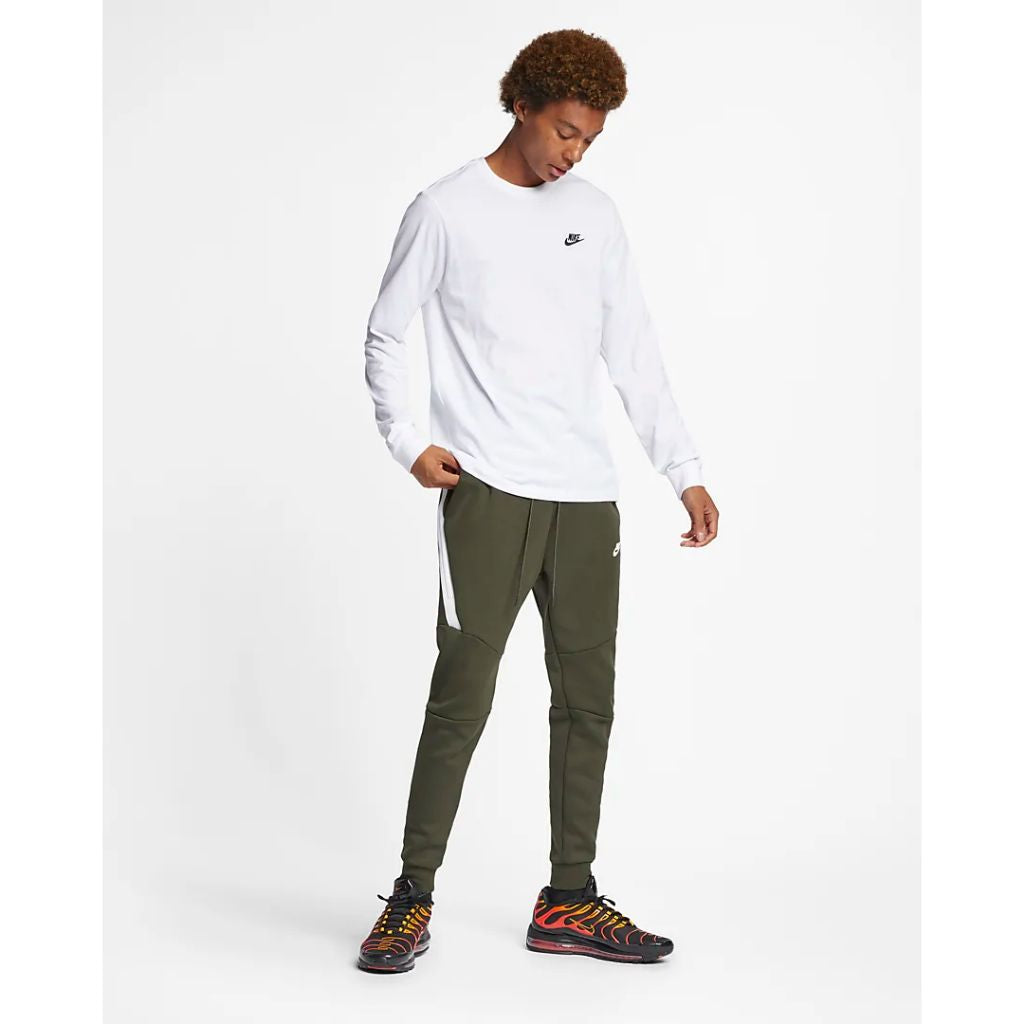 Mens Nike Sportswear Club Long Sleeve Tee
